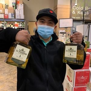 Meet your Posher, Luis geovanni